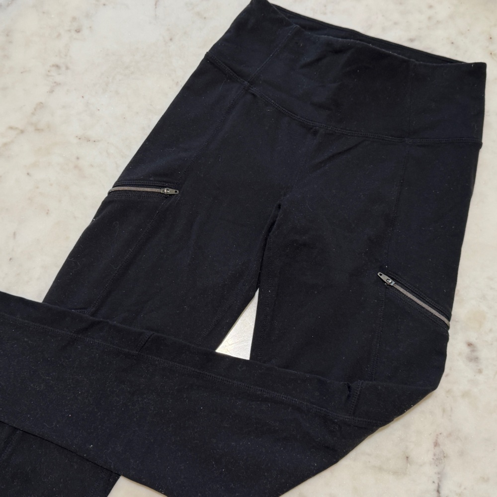 Athleta Leggings ST with pockets